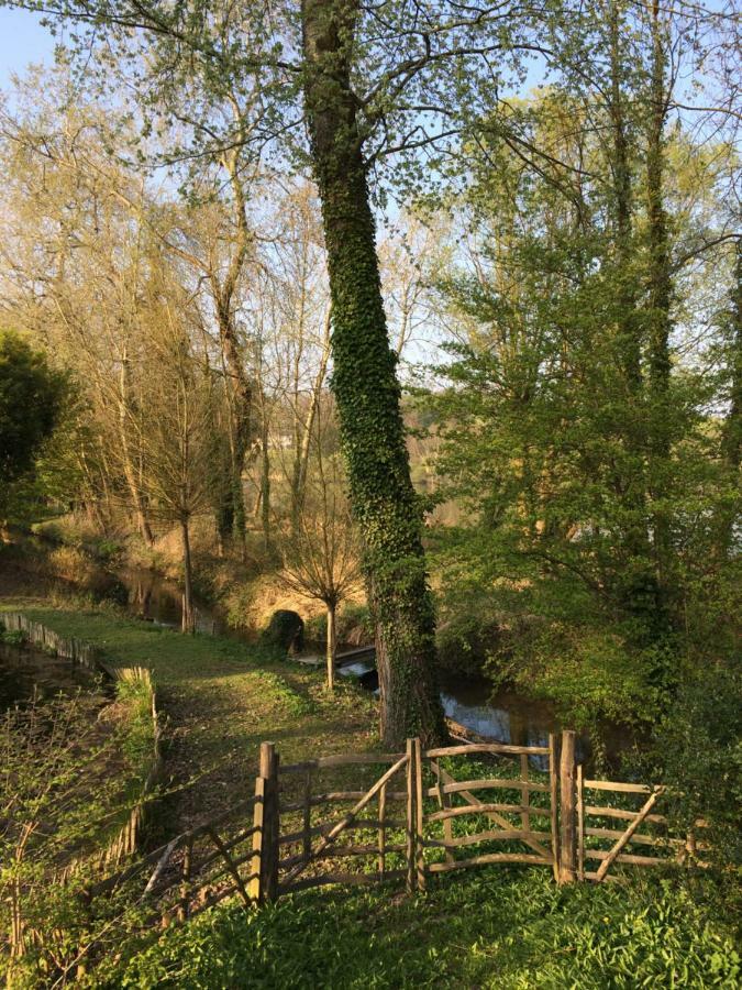 Le Jardin Des Sources Bed & Breakfast La Hulpe Eksteriør bilde